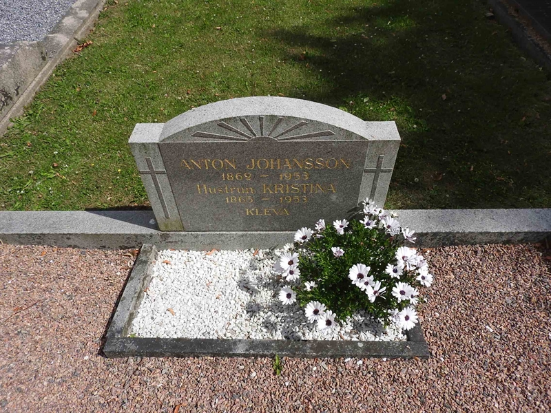 Hautatunnus: BRO 1   182