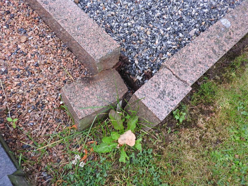 Hautatunnus: BRO 1   217