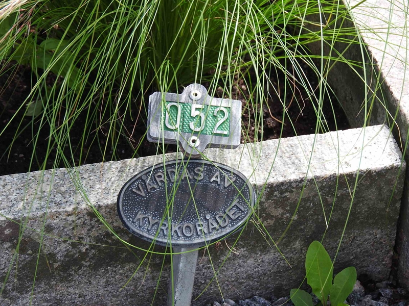 Gravnummer: BRO 1    52