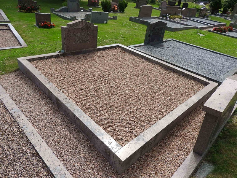 Hautatunnus: BRO 1    67