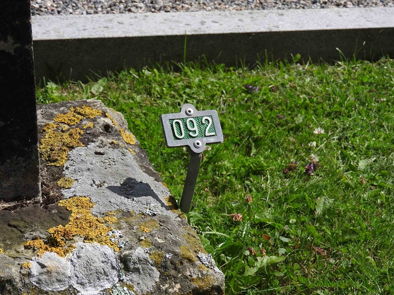 Hautatunnus: BRO 1    92