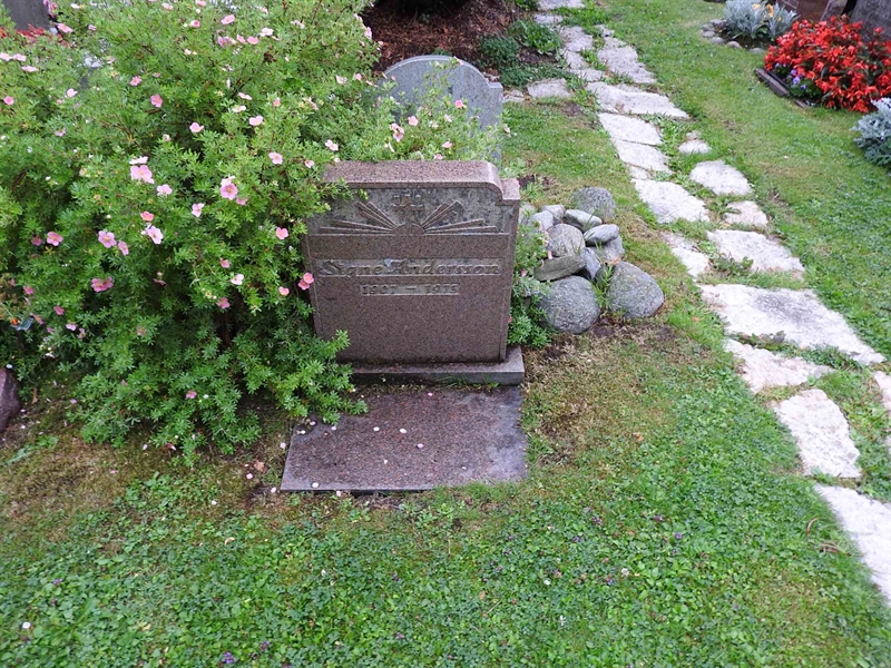 Grave number: BRO 2U A     9