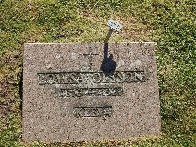 Hautatunnus: BRO 2   235