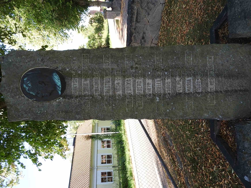 Hautatunnus: BRO 2    32