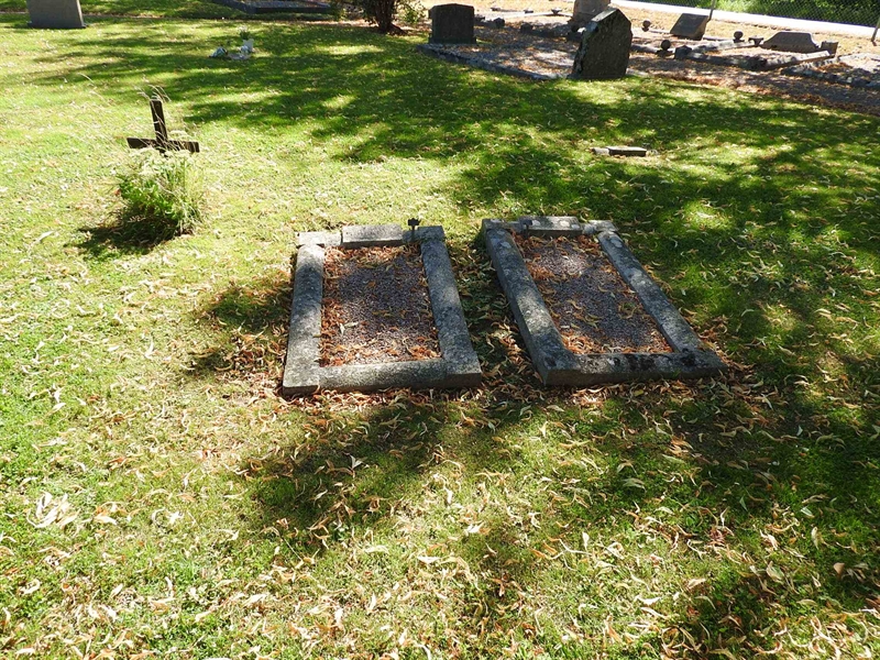 Hautatunnus: BRO 2   417