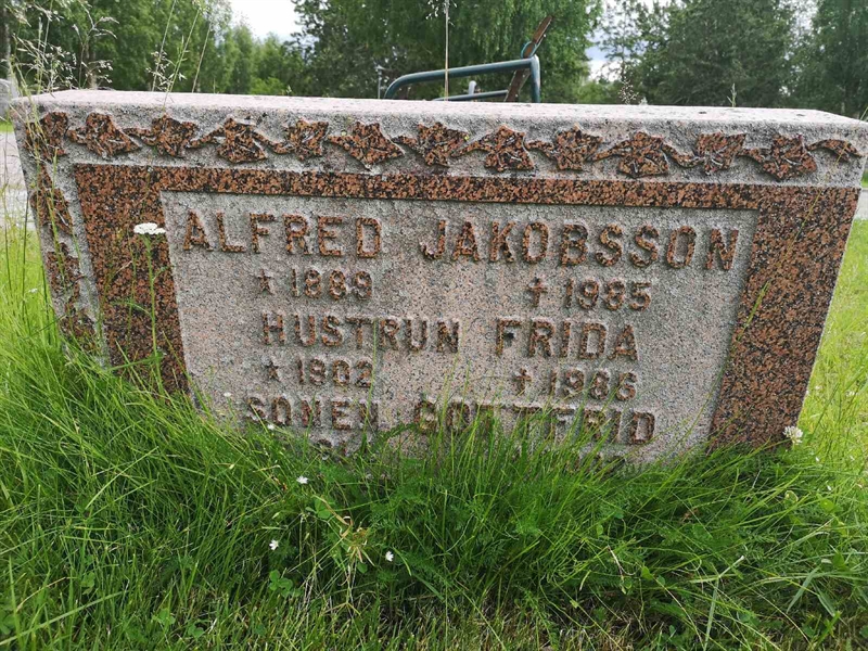 Gravnummer: NK 07    33