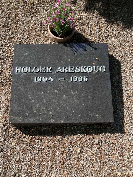 Grave number: Ö 21y    75, 76, 77, 78