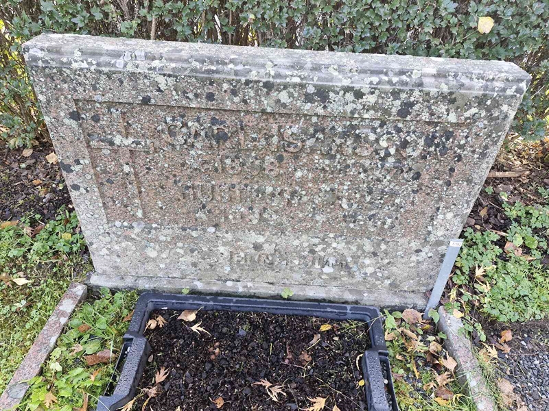 Grave number: AK D  5393-5394