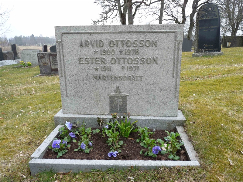 Grave number: JÄ 1  115