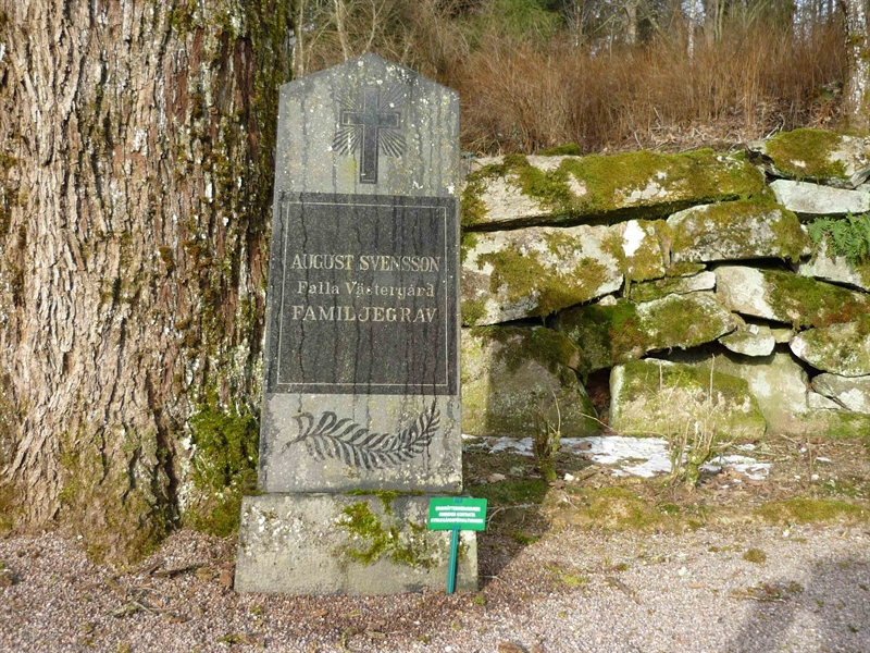 Grave number: ÖD 01    5, 6, 7