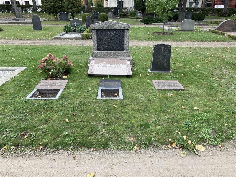 Gravnummer: Ö 09i   135, 136, 137