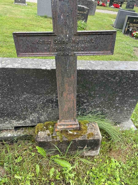 Gravnummer: N 4 4   550