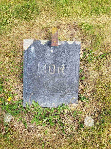 Grave number: kö 01 06     1-3