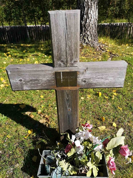 Grave number: NK 19     8