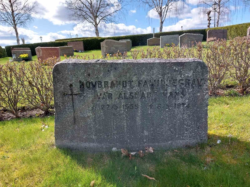 Grave number: HV 29   33, 34, 35