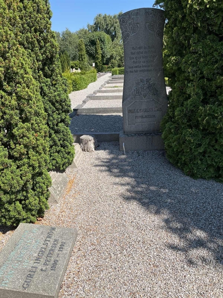 Grave number: NK V   114a