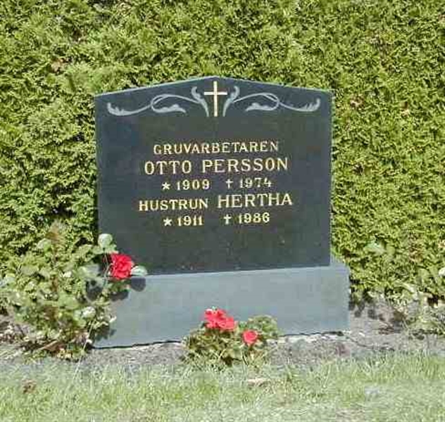 Grave number: BK G   197, 198