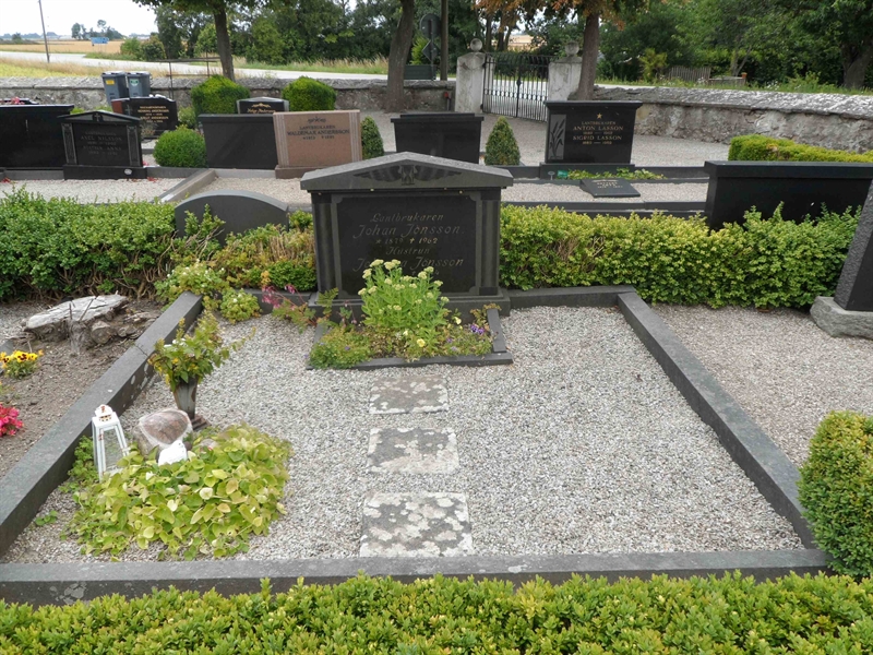 Grave number: HK 4    21