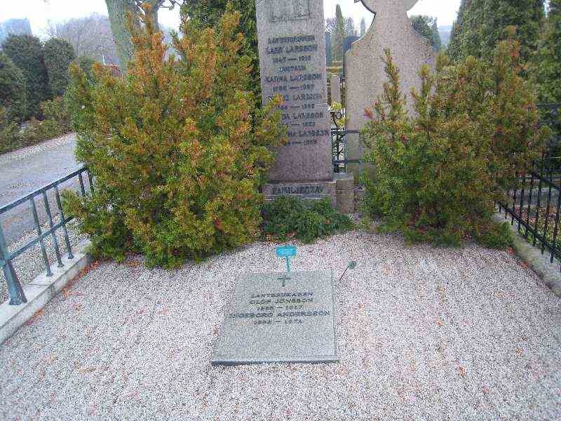 Grave number: NK IV    30