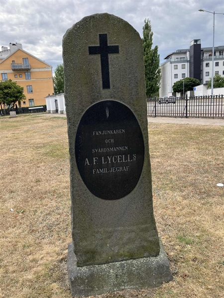 Grave number: G 03 4