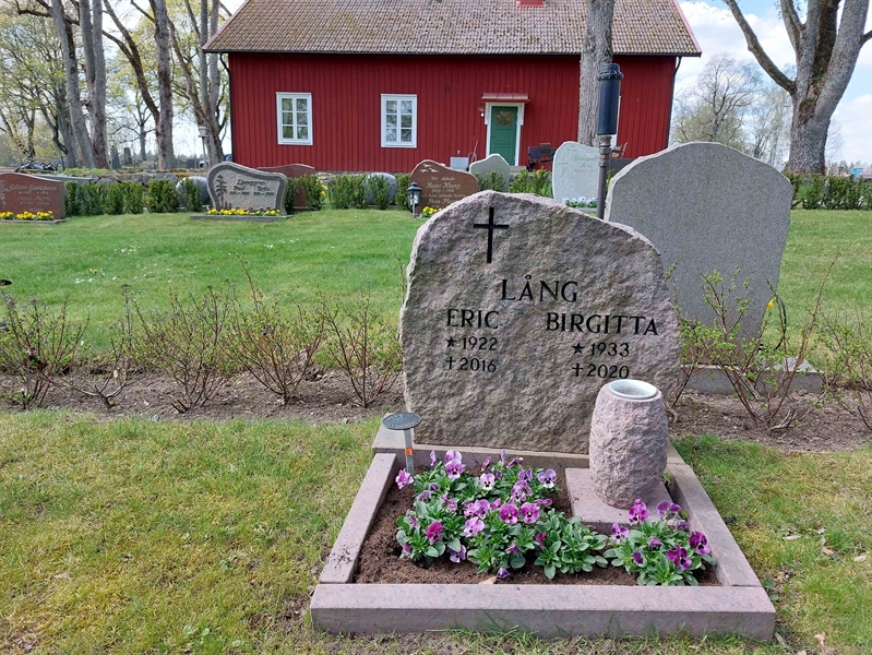 Grave number: HÖ 6   65, 66