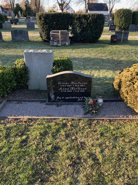 Grave number: 1 50    42-43