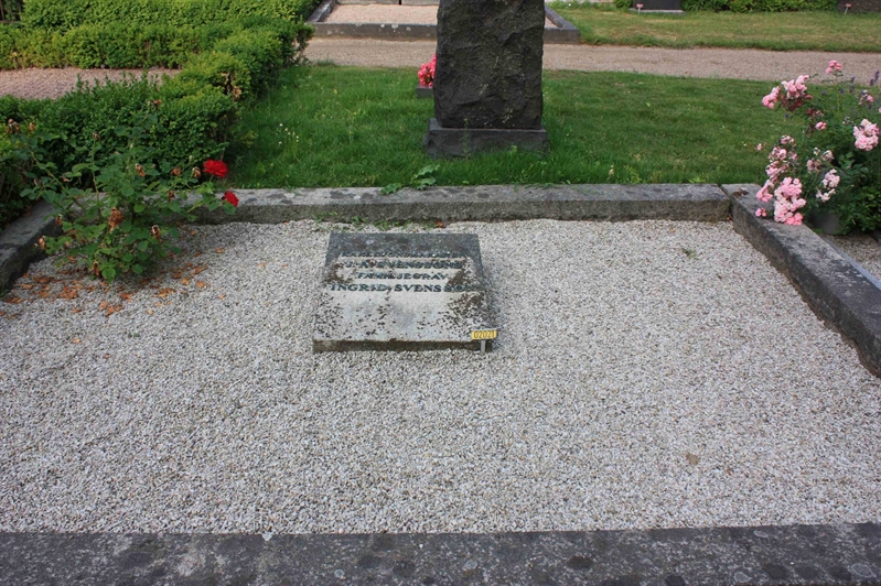 Grave number: Ö 02i    20, 21, 22