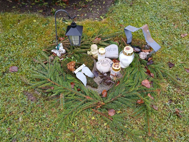 Gravnummer: FE K    33