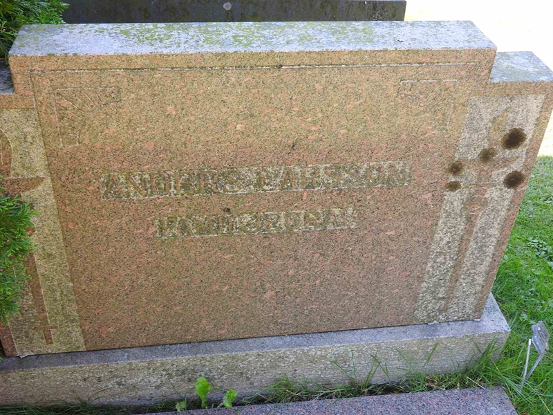 Hautatunnus: BRO 7     1