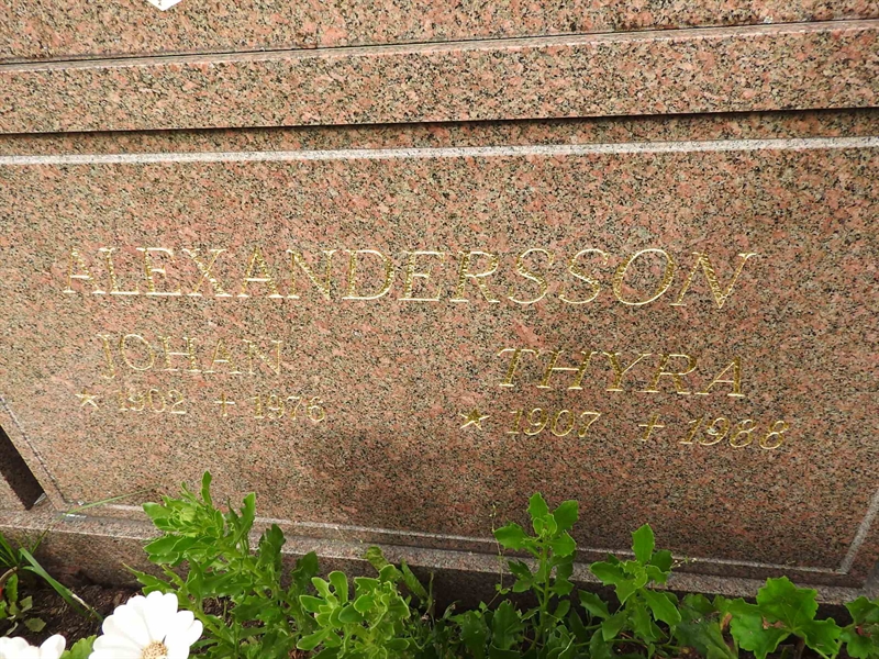 Gravnummer: BRO 10    42