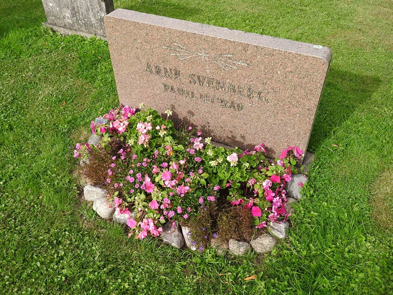 Grave number: BRO 10    44