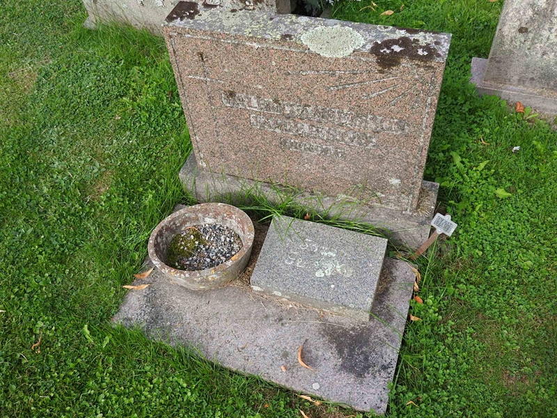 Gravnummer: BRO 10    41