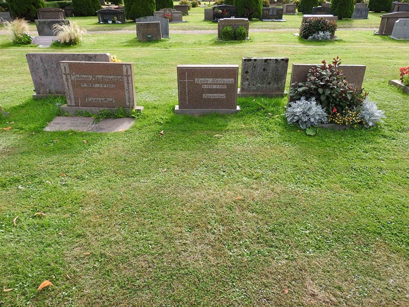 Hautatunnus: BRO 10    63