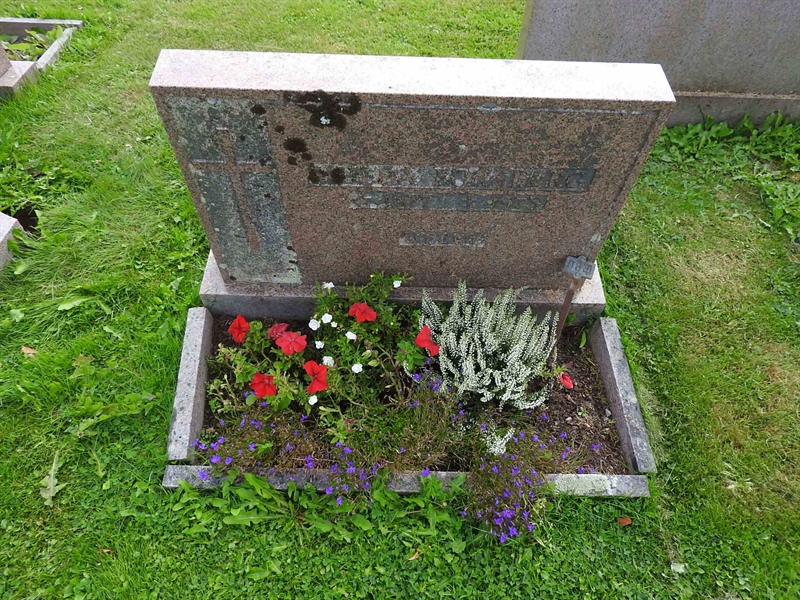 Hautatunnus: BRO 10    84