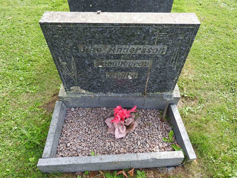 Gravnummer: BRO 13    22