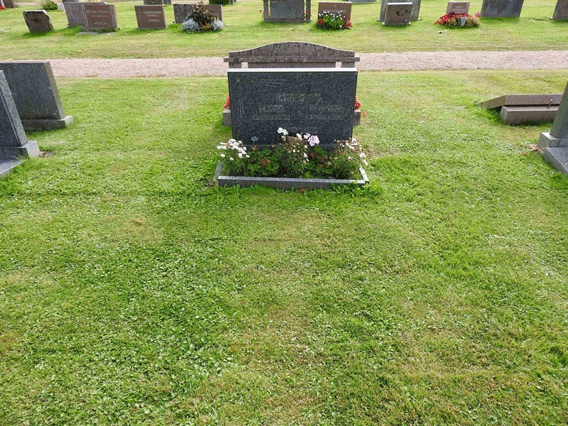 Hautatunnus: BRO 13    24