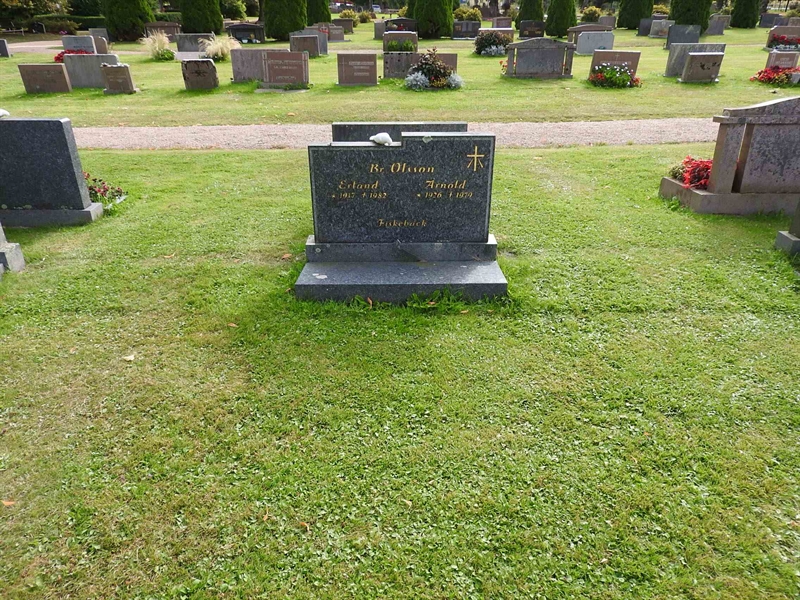 Gravnummer: BRO 13    23