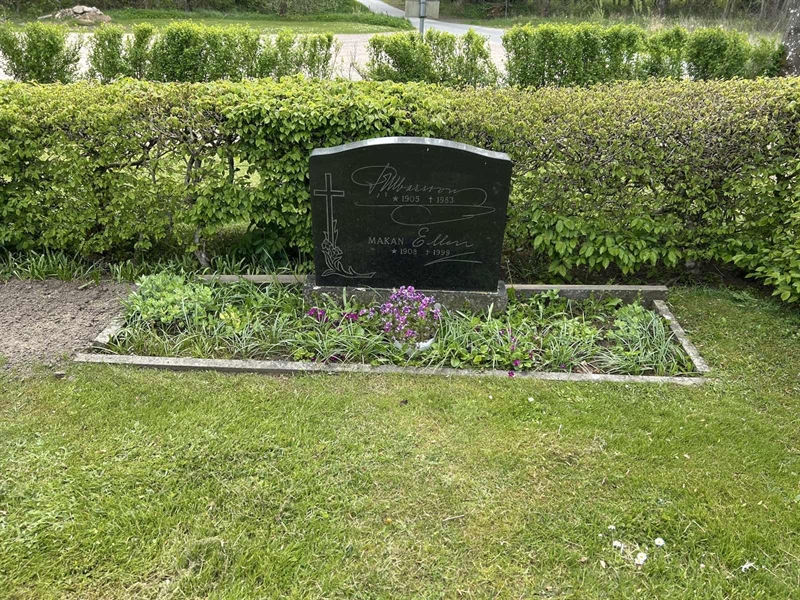 Grave number: L N E 139, 140
