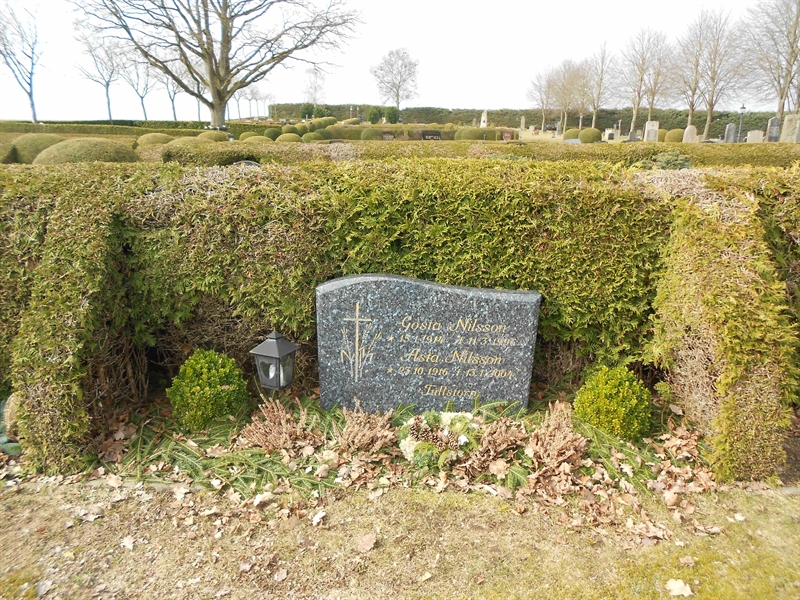 Grave number: V 14    29