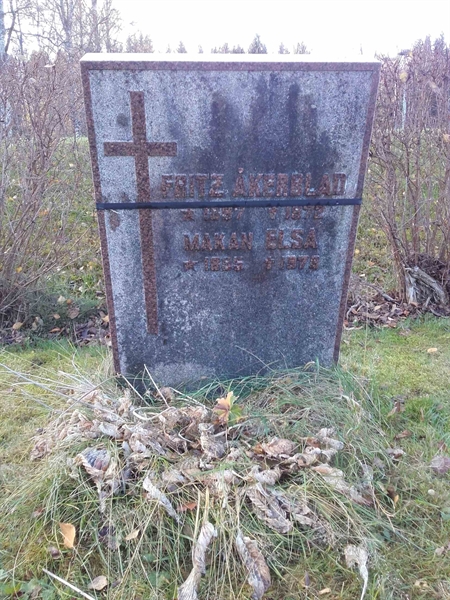 Grave number: KA 08     7