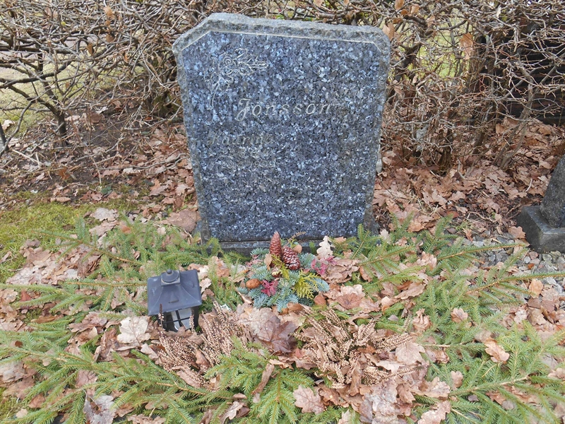 Grave number: Vitt VC4V    29