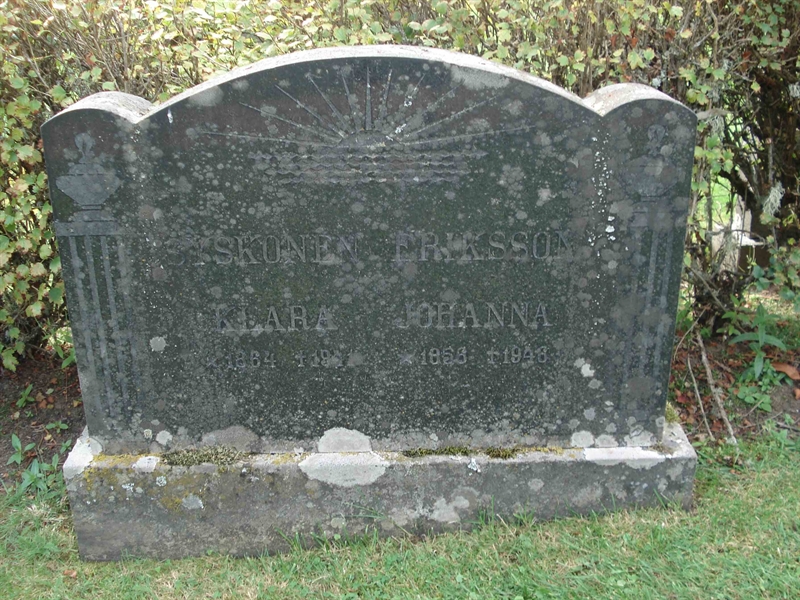 Grave number: KU 05   223, 224