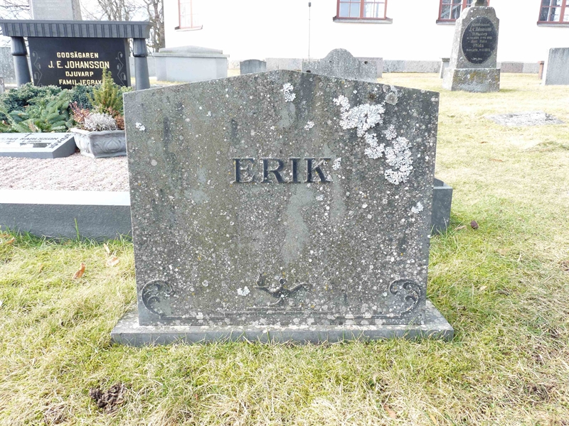 Grave number: SV 6   28