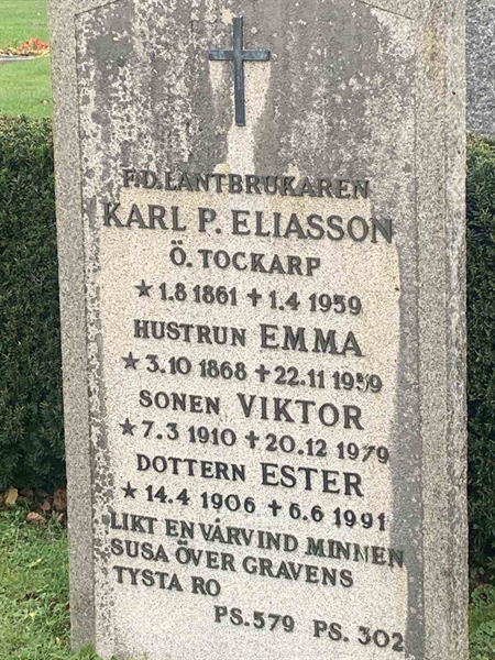 Grave number: VK B    34, 35, 36, 37