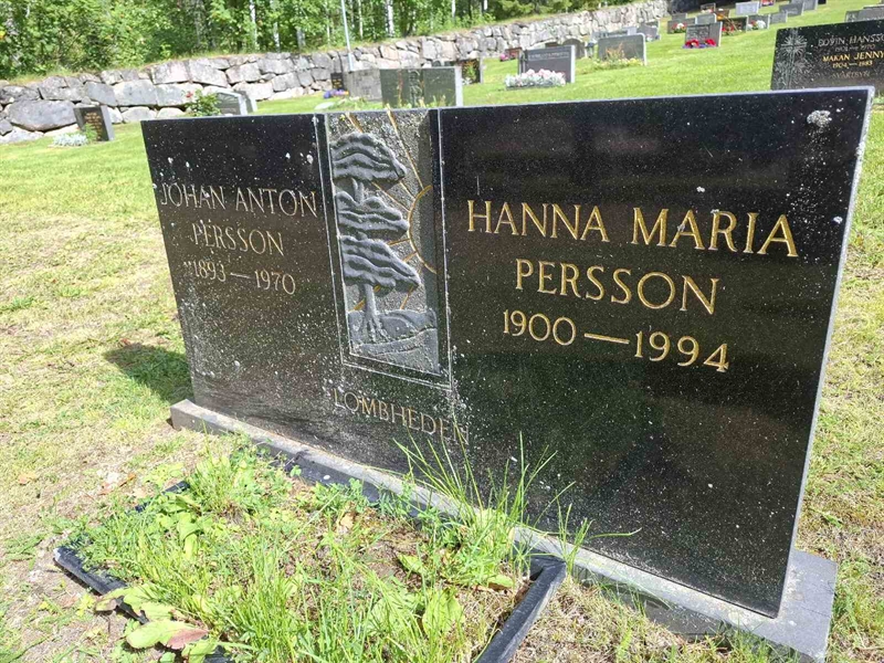 Grave number: 001 2   656