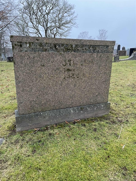 Grave number: Vårv Kv3 10-12