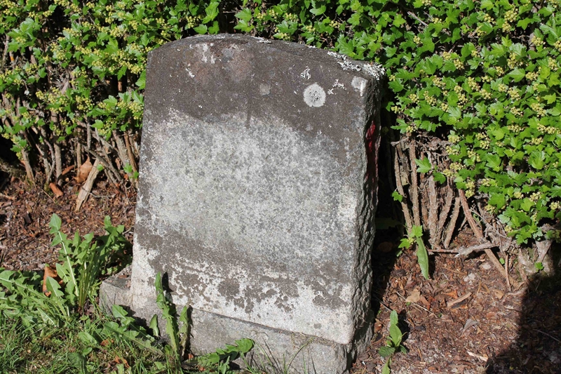 Grave number: A N  622