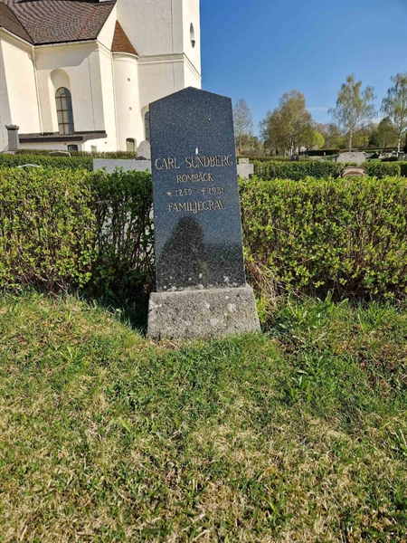 Grave number: 501 03 310-312