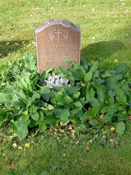 Grave number: 1 H  112
