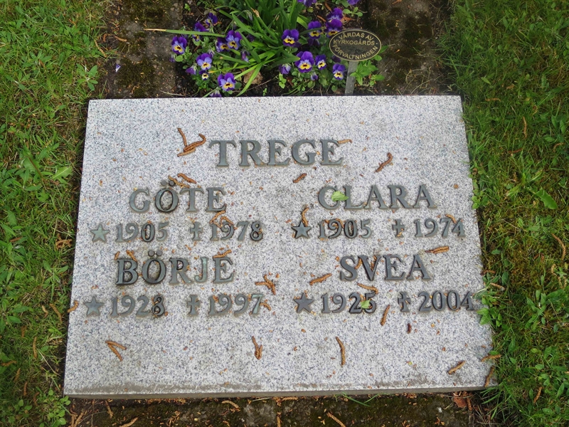 Grave number: HÖB N.UR    42